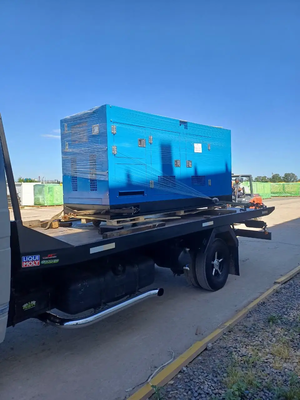 Foto de remolque de auto deportivo